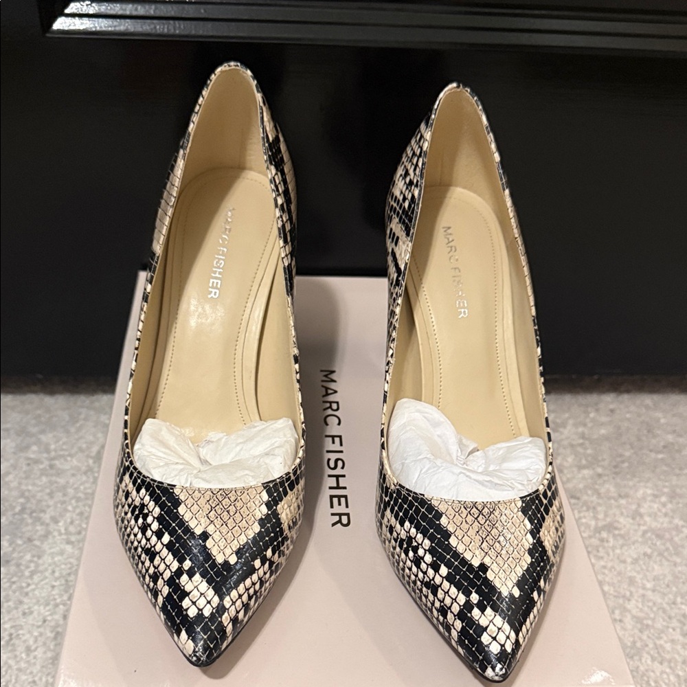 Marc Fisher Black and Cream Patterned Heels